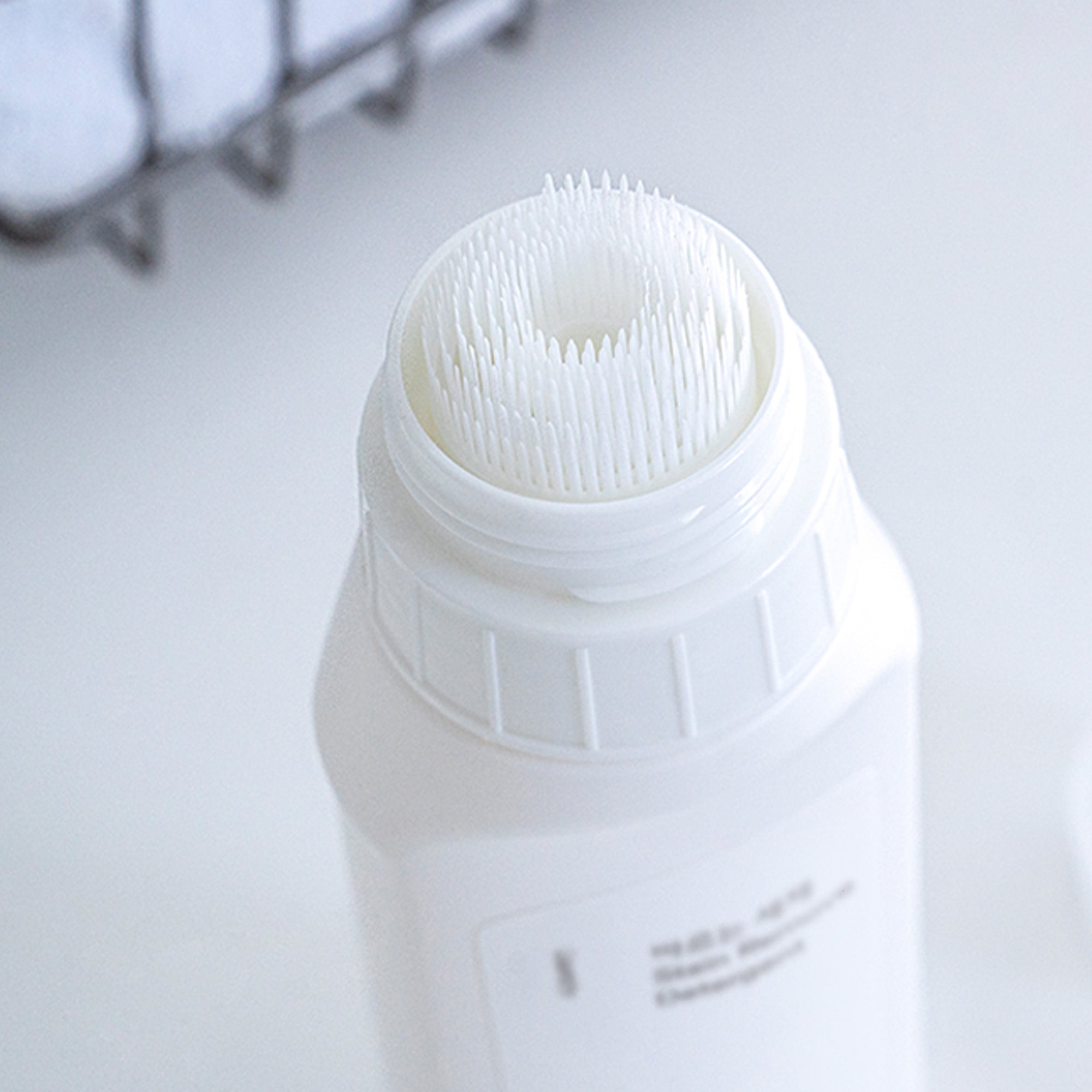 Stain Remove Detergent / Brush / 220ml
